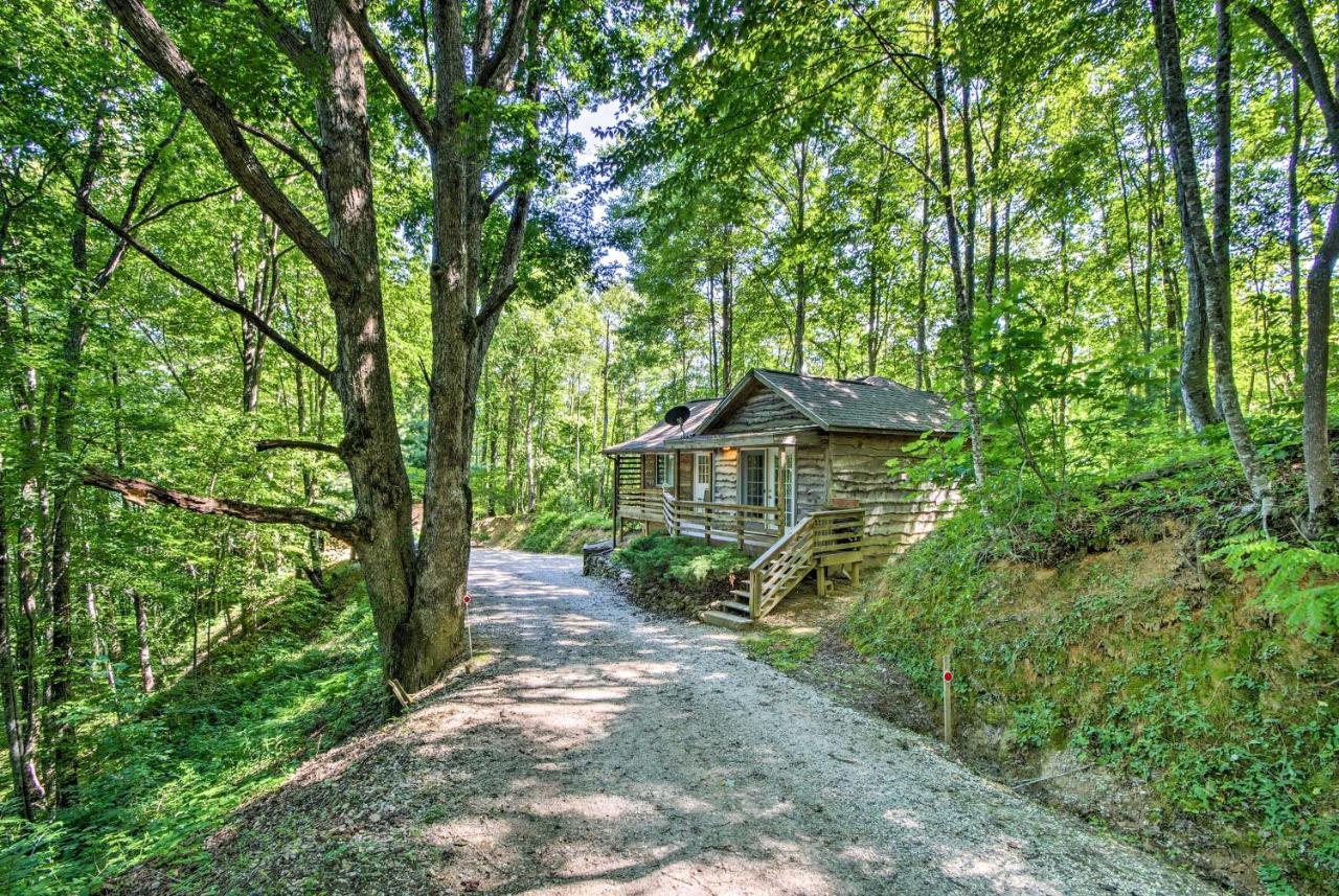 Cozy The Woodshop Cabin With Deck And Forest Views! Robbinsville Esterno foto